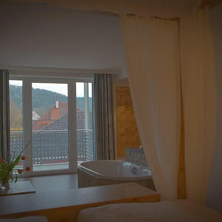 Heckl Hotel 3*